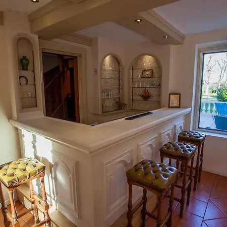 Demeure Du Canteloup וילה